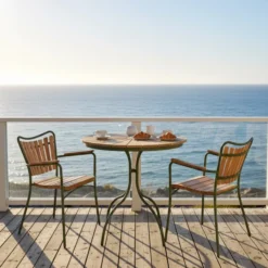 Ellen Cafébord Ø80cm i Teak och Aluminium Grön