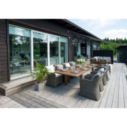Gotland Utefåtölj Brun