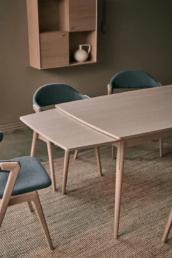 Navis Matbord 86x132-232cm Wood